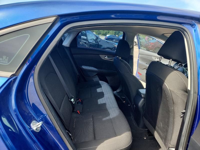 2020 Kia Forte მანქანა იყიდება აუქციონზე, vin: 3KPF24AD1LE213421, აუქციონის ნომერი: 64527746