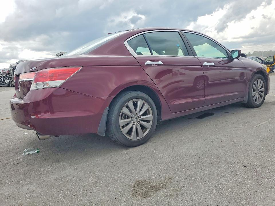 62238646 :رقم المزاد ، 1HGCP3F86CA016906 vin ، 2012 Honda Accord مزاد بيع