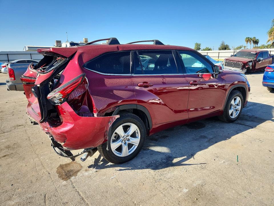 Aukcja sprzedaży 2022 Toyota Highlander, vin: 5TDZZRAHXNS555032, numer aukcji: 67128816