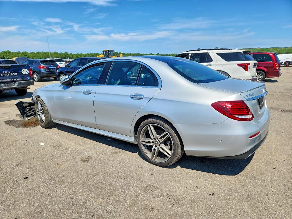 Продажа на аукционе авто 2019 Mercedes-benz E, vin: WDDZF4KB2KA558804, номер лота: 63568436