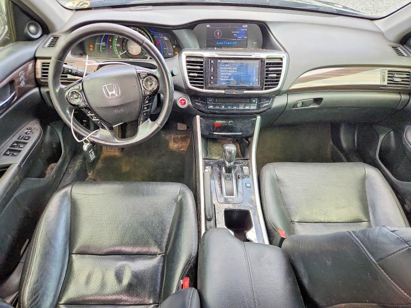 62830676 :رقم المزاد ، JHMCR6F72HC017370 vin ، 2017 Honda Accord مزاد بيع