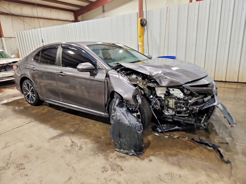 2019 Toyota Camry მანქანა იყიდება აუქციონზე, vin: 4T1B11HK1KU813260, აუქციონის ნომერი: 63804376