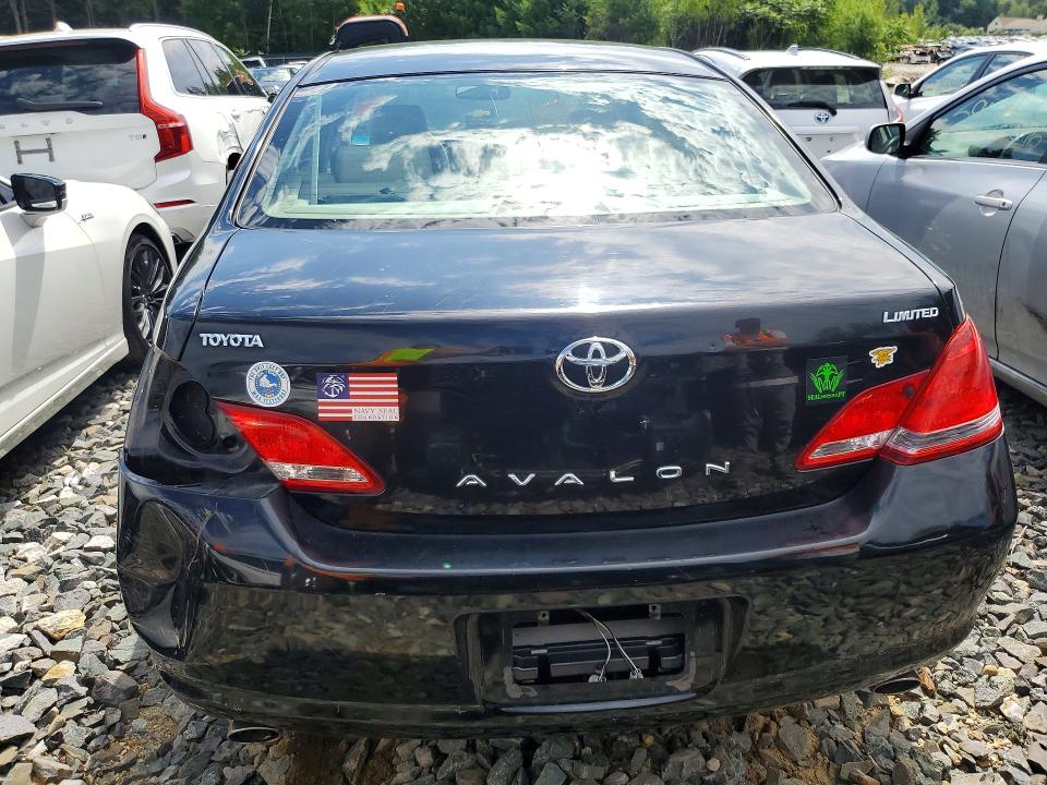 2005 Toyota Avalon მანქანა იყიდება აუქციონზე, vin: 4T1BK36B05U013937, აუქციონის ნომერი: 63941396