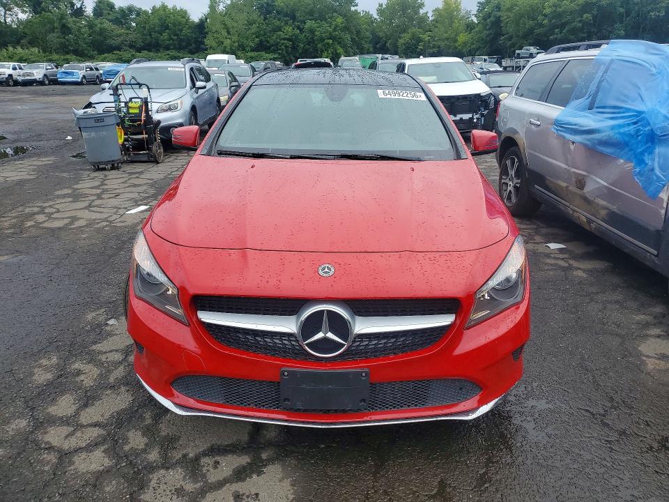 64992256 :رقم المزاد ، WDDSJ4GB3JN654599 vin ، 2018 Mercedes-benz Cla مزاد بيع
