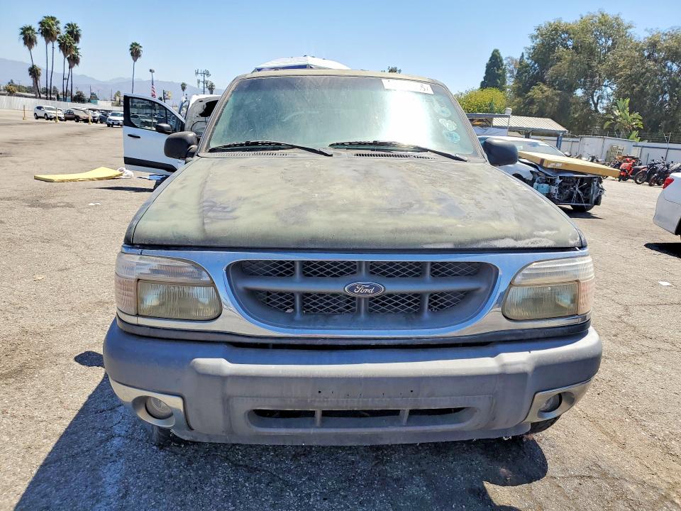 Продажа на аукционе авто 2001 Ford Explorer, vin: 1FMZU63E01ZA43252, номер лота: 65770656