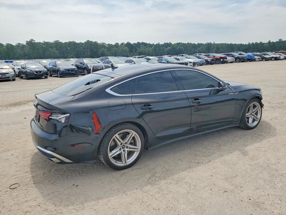66091506 :رقم المزاد ، WAUDACF52MA044405 vin ، 2021 Audi A5 مزاد بيع