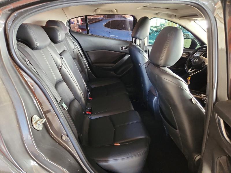 Продаж на аукціоні авто 2018 Mazda 3, vin: 3MZBN1V31JM239572, номер лоту: 64854196