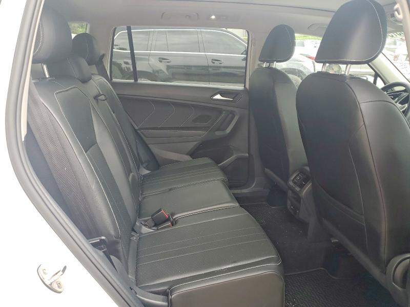 64837546 :رقم المزاد ، 3VV2B7AX1NM115753 vin ، 2022 Volkswagen Tiguan مزاد بيع