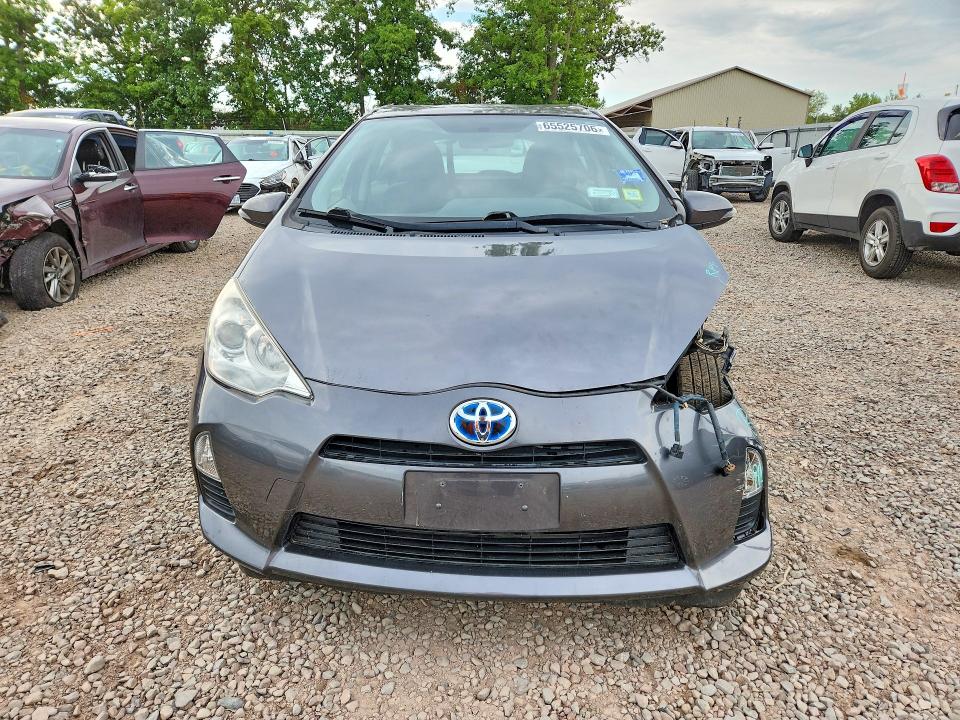 65525706 :رقم المزاد ، JTDKDTB32D1543159 vin ، 2013 Toyota Prius C مزاد بيع