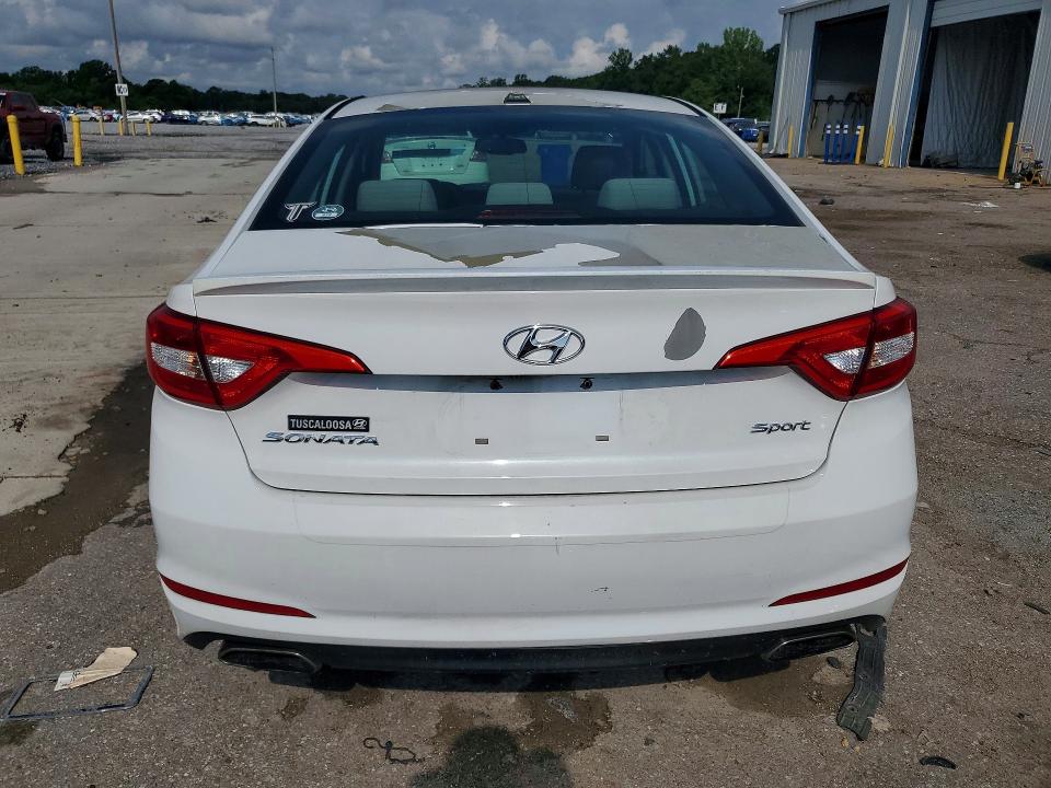 64293836 :رقم المزاد ، 5NPE34AF3FH085239 vin ، 2015 Hyundai Sonata مزاد بيع