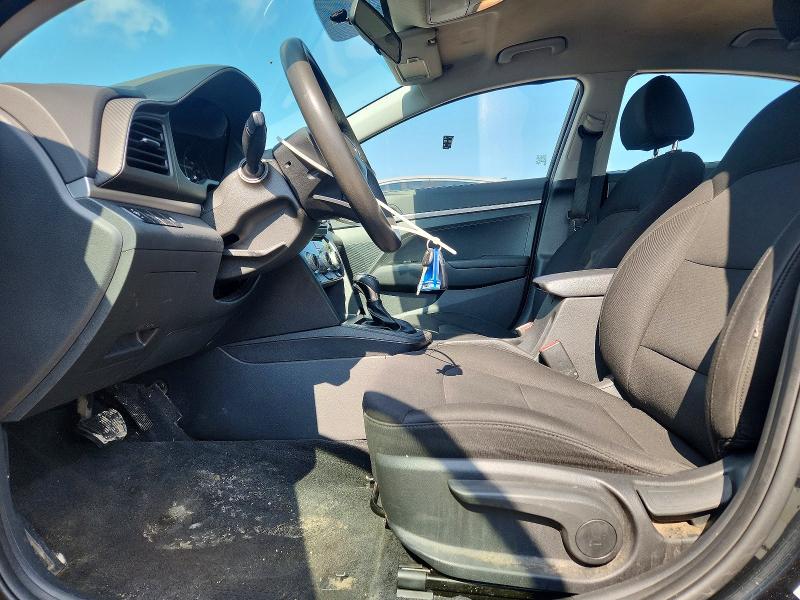 64277786 :رقم المزاد ، 5NPD74LFXKH473690 vin ، 2019 Hyundai Elantra مزاد بيع
