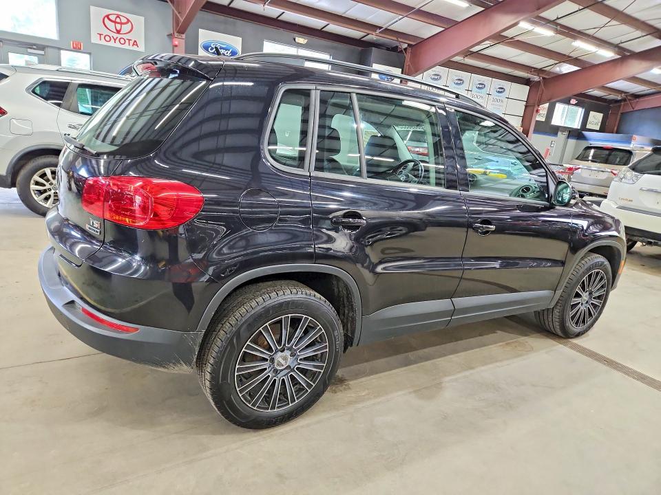 2016 Volkswagen Tiguan მანქანა იყიდება აუქციონზე, vin: WVGBV7AX9GW532641, აუქციონის ნომერი: 66590536