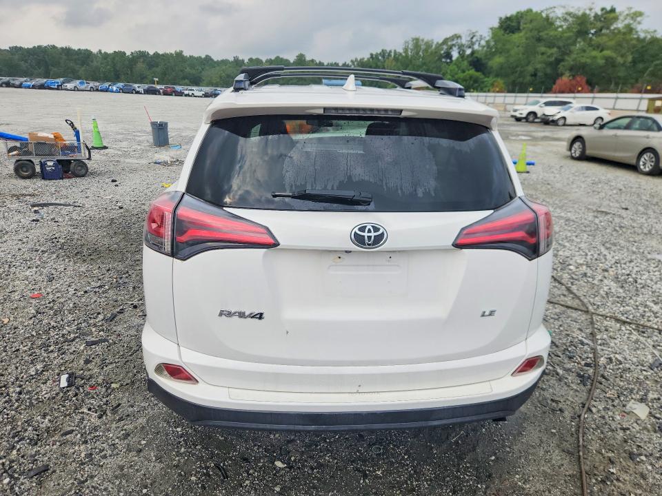 62970326 :رقم المزاد ، JTMZFREVXJJ195888 vin ، 2018 Toyota Rav4 مزاد بيع