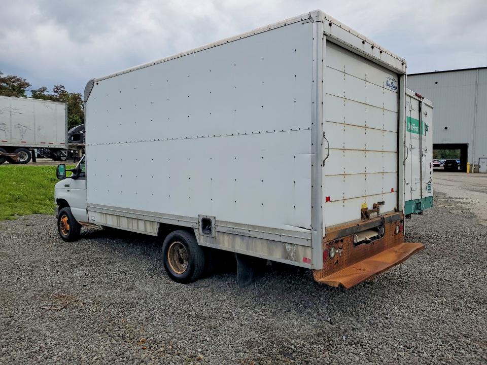 62546496 :رقم المزاد ، 1FDWE3FL4FDA37273 vin ، 2015 Ford E350 مزاد بيع