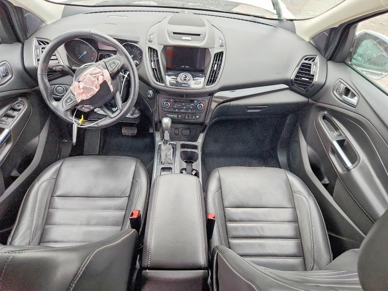 2017 Ford Escape მანქანა იყიდება აუქციონზე, vin: 1FMCU9J91HUB62576, აუქციონის ნომერი: 67099286