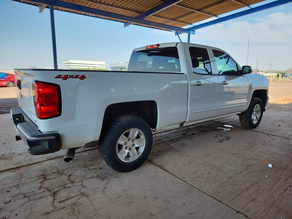 Продаж на аукціоні авто 2018 Chevrolet Silverado, vin: 1GCVKREC3JZ322460, номер лоту: 64427946