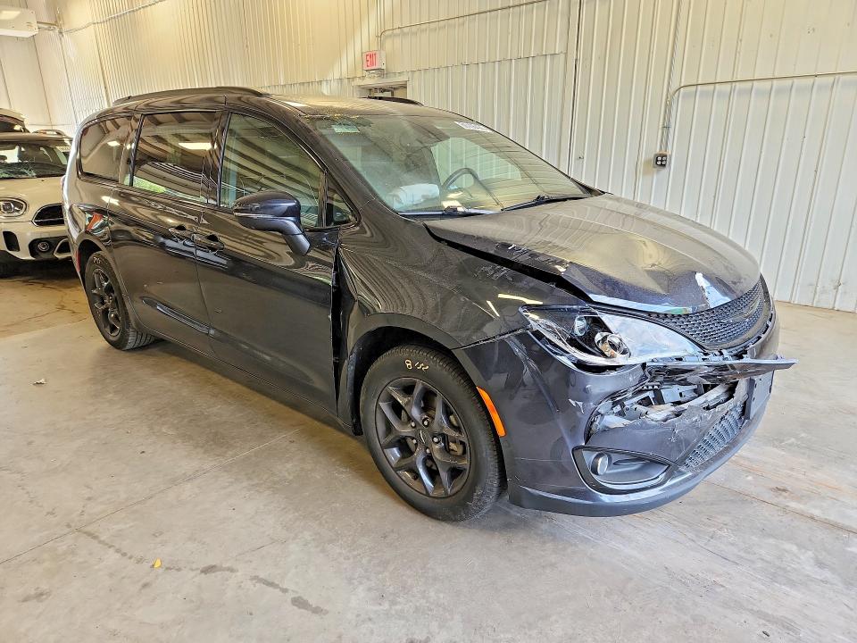 66106426 :رقم المزاد ، 2C4RC1GGXLR116968 vin ، 2020 Chrysler Pacifica مزاد بيع