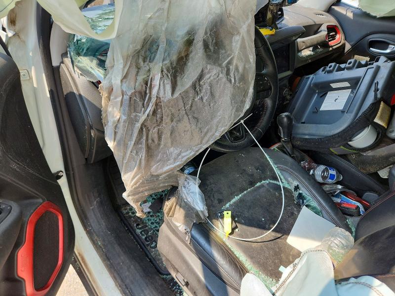 64592916 :رقم المزاد ، ZACNJDC1XNPN69967 vin ، 2022 Jeep Renegade مزاد بيع