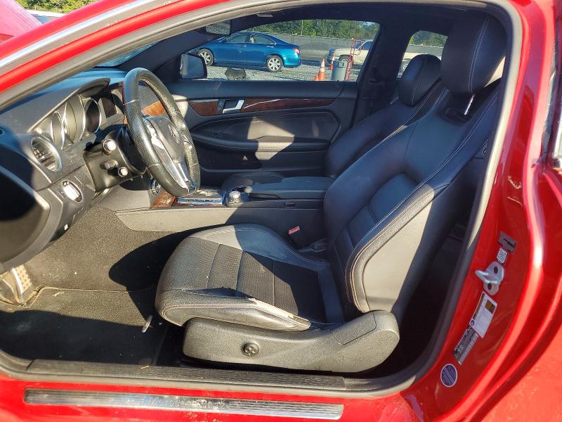 2015 Mercedes-benz C მანქანა იყიდება აუქციონზე, vin: WDDGJ4HB1FG354317, აუქციონის ნომერი: 63909946
