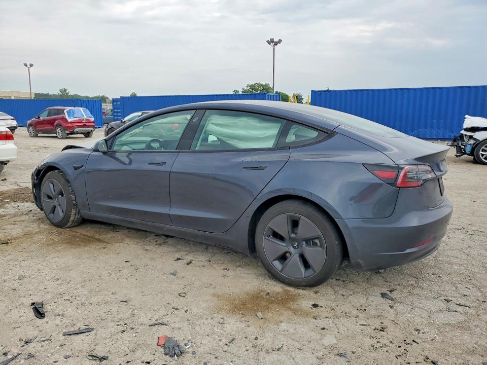 65113976 :رقم المزاد ، 5YJ3E1EB1NF206807 vin ، 2022 Tesla Model 3 مزاد بيع