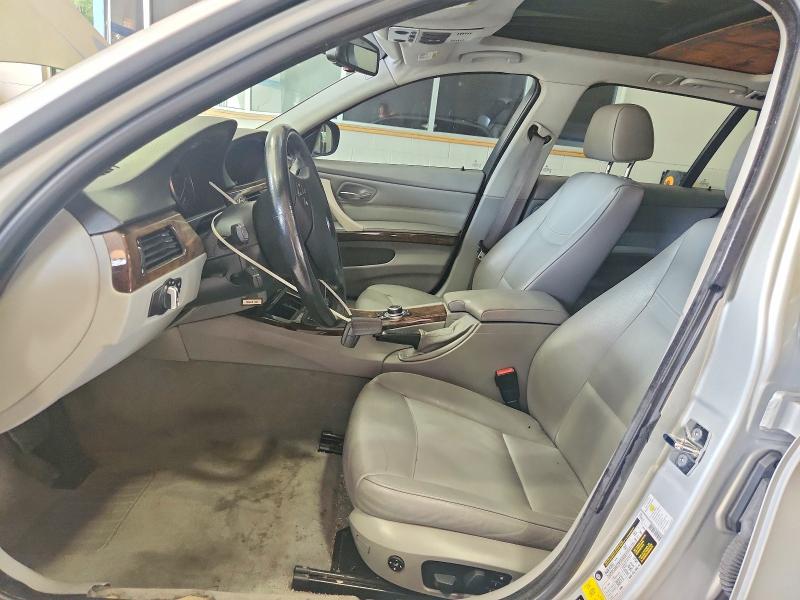 65621216 :رقم المزاد ، WBAUU33529A539786 vin ، 2009 Bmw 328 مزاد بيع