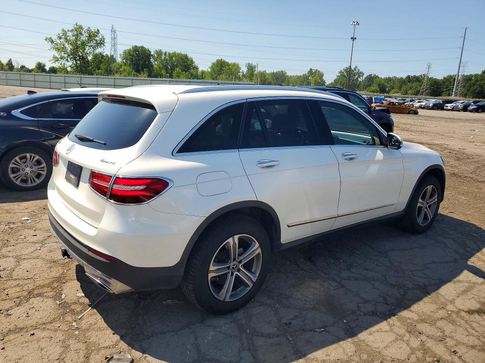2018 Mercedes-benz Glc მანქანა იყიდება აუქციონზე, vin: WDC0G4KB6JV033679, აუქციონის ნომერი: 61714046