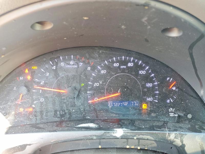 67092056 :رقم المزاد ، 4T4BF3EKXAR057093 vin ، 2010 Toyota Camry مزاد بيع