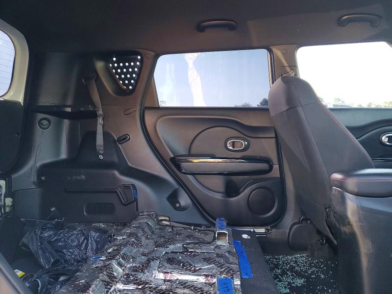 65817906 :رقم المزاد ، KNDJP3A59E7023688 vin ، 2014 Kia Soul مزاد بيع