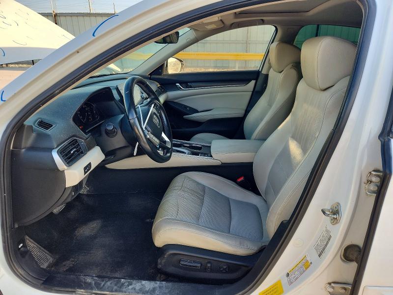 Продаж на аукціоні авто 2018 Honda Accord, vin: 1HGCV1F50JA137038, номер лоту: 62840396
