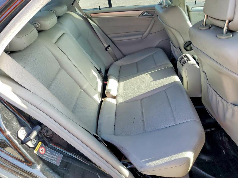 65194046 :رقم المزاد ، WDBRF40J05F654828 vin ، 2005 Mercedes-benz C مزاد بيع