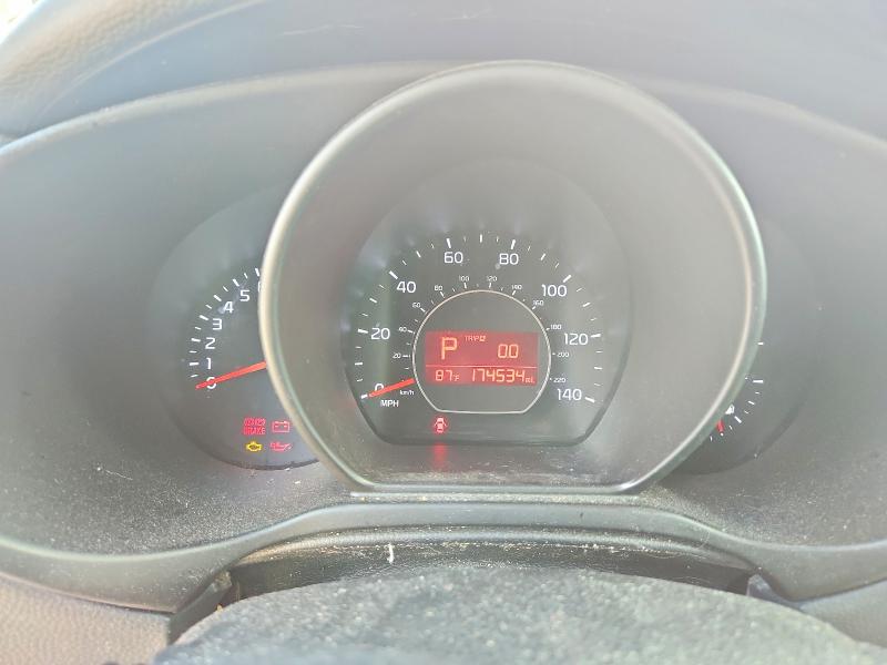 2016 Kia Soul მანქანა იყიდება აუქციონზე, vin: KNDJN2A27G7392798, აუქციონის ნომერი: 64013186