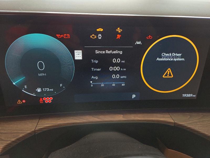 2025 Hyundai Santa Fe მანქანა იყიდება აუქციონზე, vin: 5NMP3DG15SH031405, აუქციონის ნომერი: 64784746