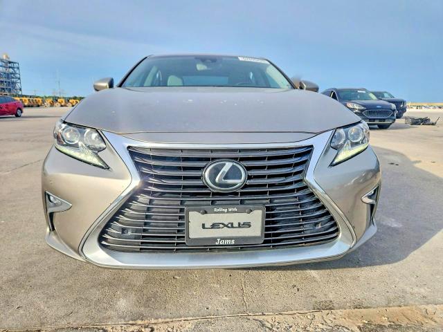 Продажа на аукционе авто 2018 Lexus Es, vin: 58ABK1GG6JU094301, номер лота: 62699426