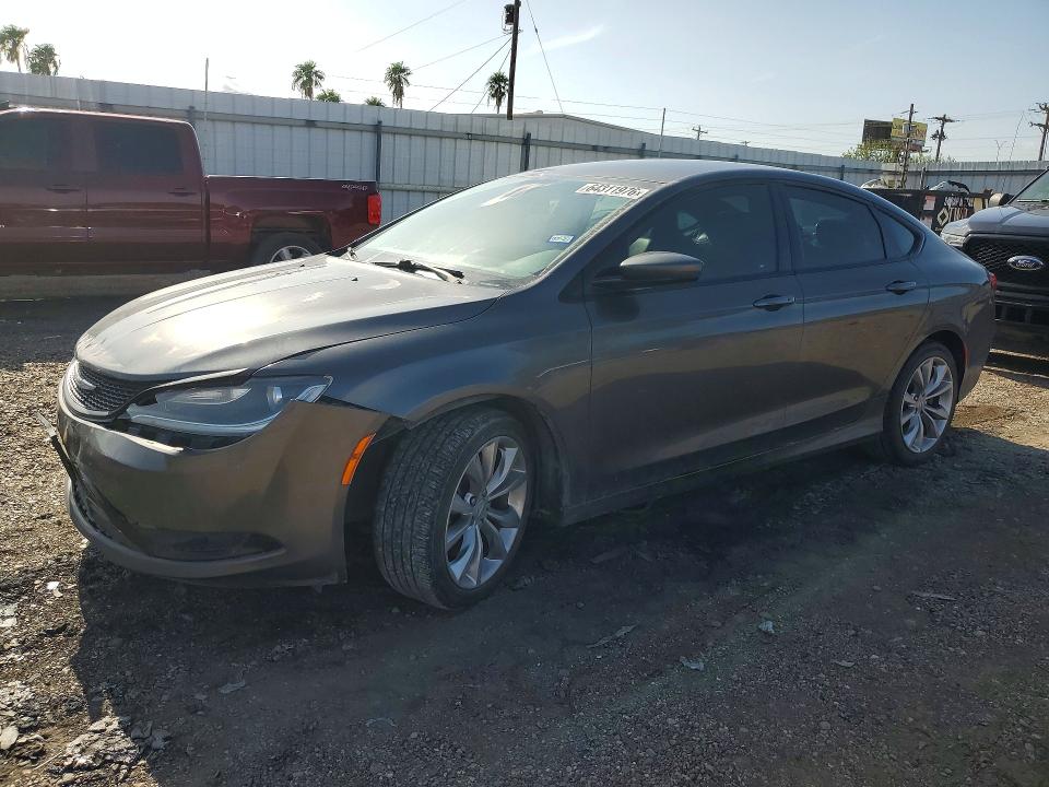 Продаж на аукціоні авто 2015 Chrysler 200, vin: 1C3CCCBG1FN514942, номер лоту: 64311976