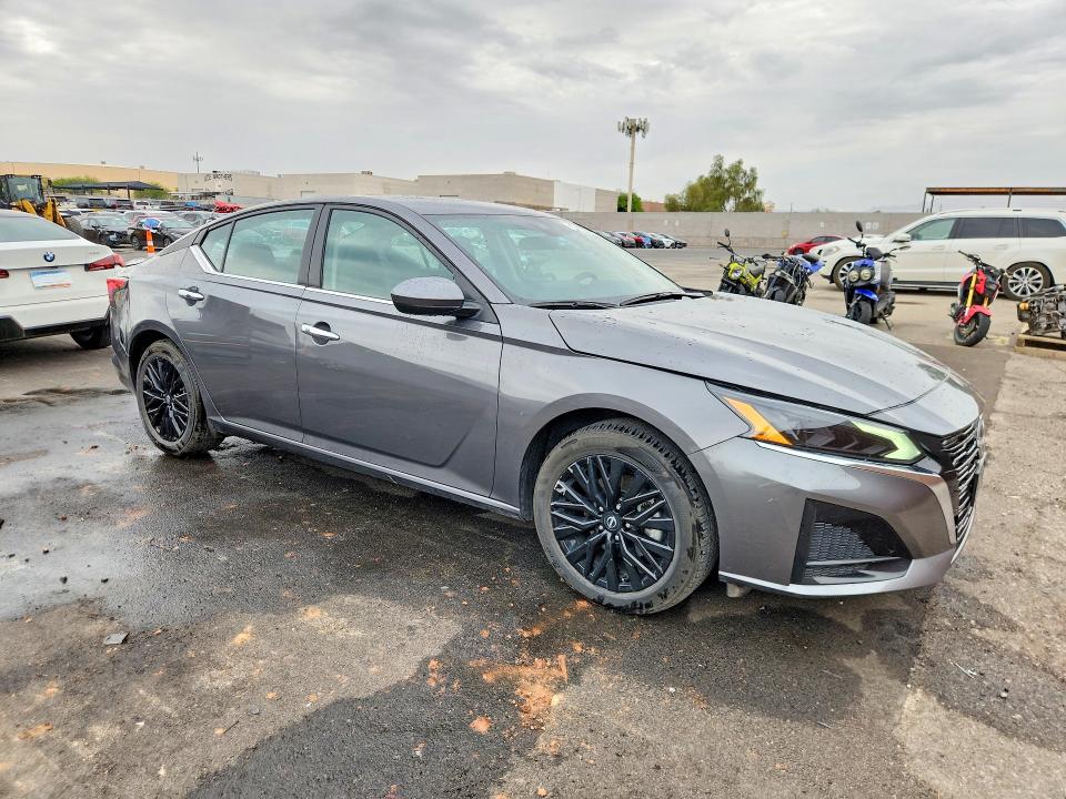 2025 Nissan Altima მანქანა იყიდება აუქციონზე, vin: 1N4BL4DW2SN408307, აუქციონის ნომერი: 64544366