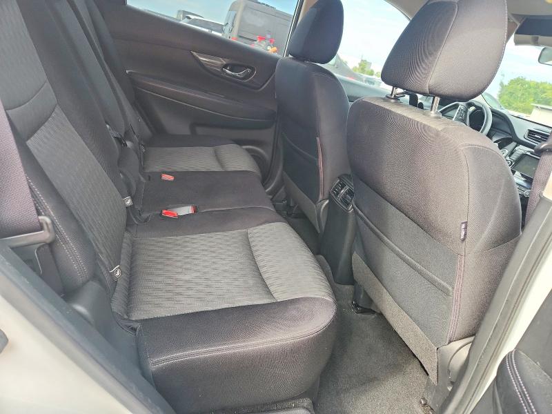 63760086 :رقم المزاد ، JN8AT2MT9JW455704 vin ، 2018 Nissan Rogue مزاد بيع