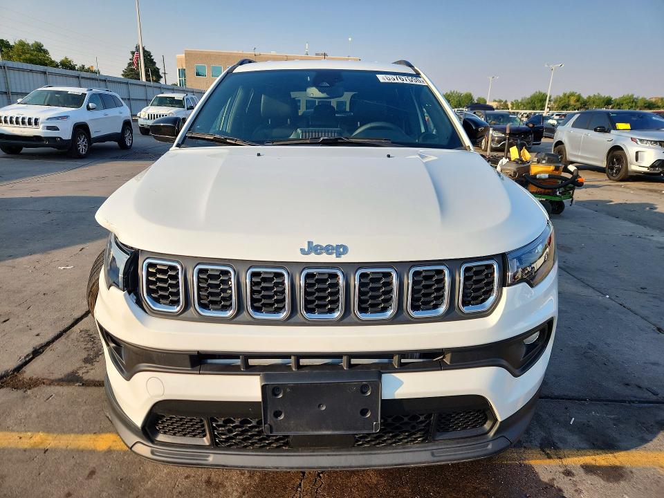 2025 Jeep Compass მანქანა იყიდება აუქციონზე, vin: 3C4NJDBN5ST556149, აუქციონის ნომერი: 63767696