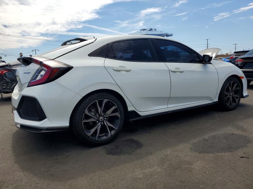 2018 Honda Civic მანქანა იყიდება აუქციონზე, vin: SHHFK7H42JU412121, აუქციონის ნომერი: 63940986