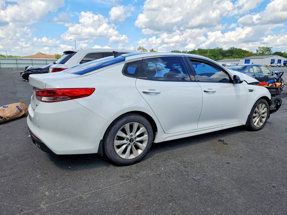 2016 Kia Optima მანქანა იყიდება აუქციონზე, vin: 5XXGU4L39GG027268, აუქციონის ნომერი: 66646846