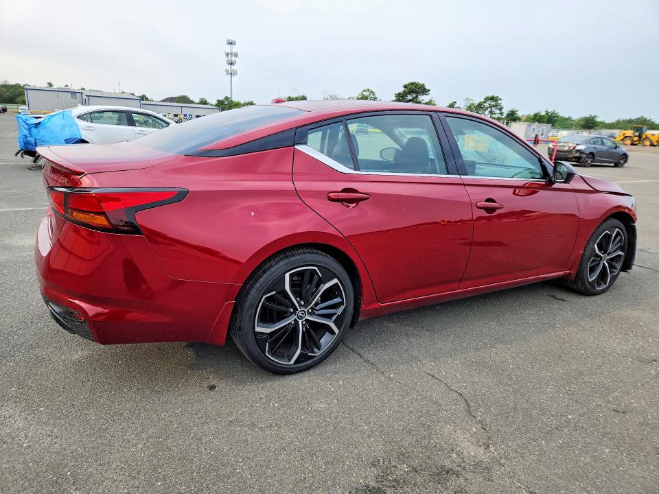63584686 :رقم المزاد ، 1N4BL4CVXSN319156 vin ، 2025 Nissan Altima مزاد بيع
