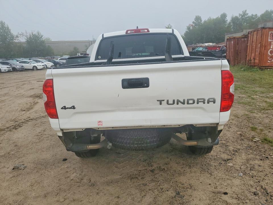 64836596 :رقم المزاد ، 5TFDY5F19MX026309 vin ، 2021 Toyota Tundra مزاد بيع