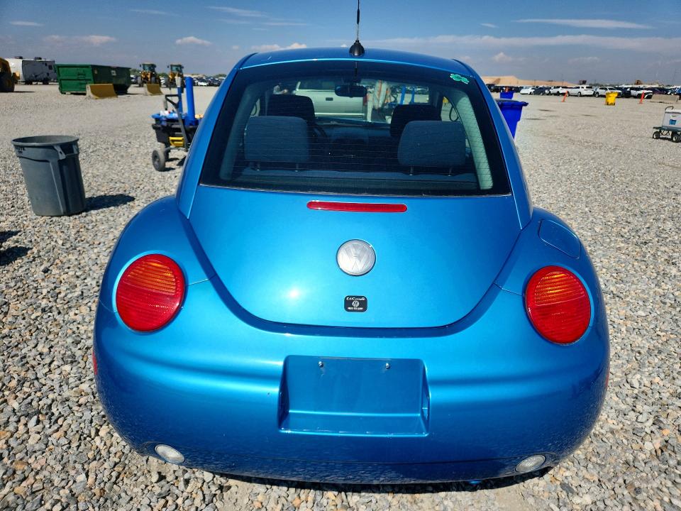 63772086 :رقم المزاد ، 3VWGK31C94M422271 vin ، 2004 Volkswagen New Beetle مزاد بيع