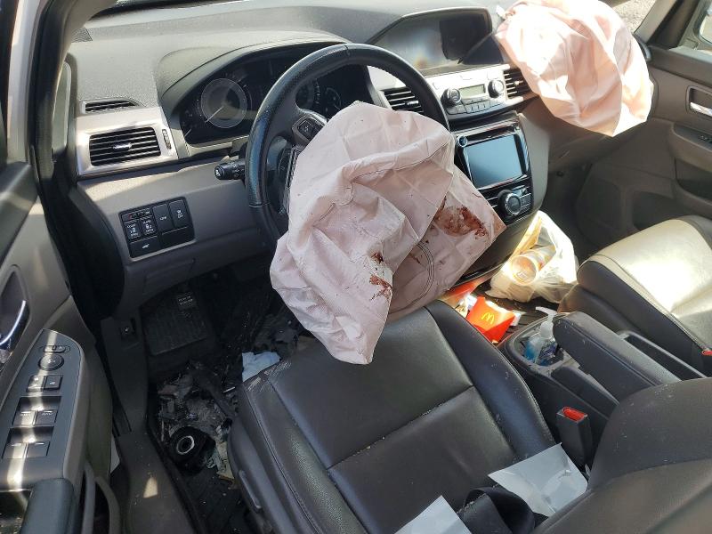 66072536 :رقم المزاد ، 5FNRL5H66FB111604 vin ، 2015 Honda Odyssey مزاد بيع