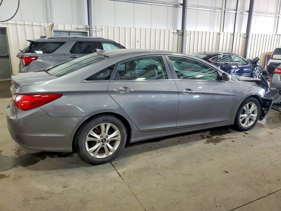 2013 Hyundai Sonata მანქანა იყიდება აუქციონზე, vin: 5NPEC4AC3DH641990, აუქციონის ნომერი: 64822556