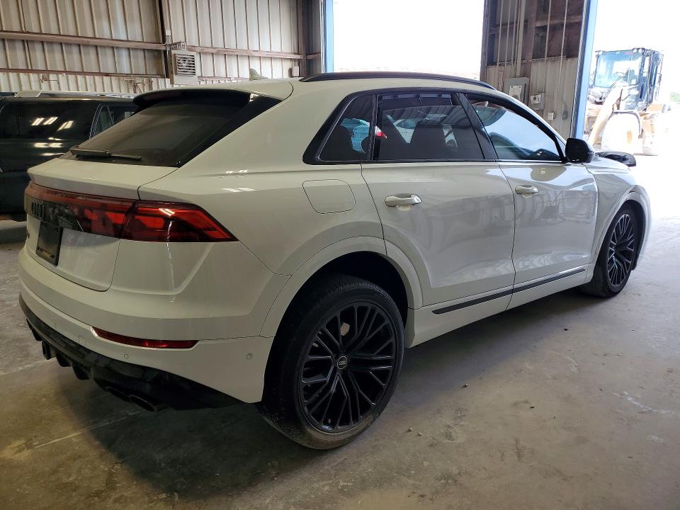 Продажа на аукционе авто 2024 Audi Sq8, vin: WA1CWBF13RD008486, номер лота: 66584416
