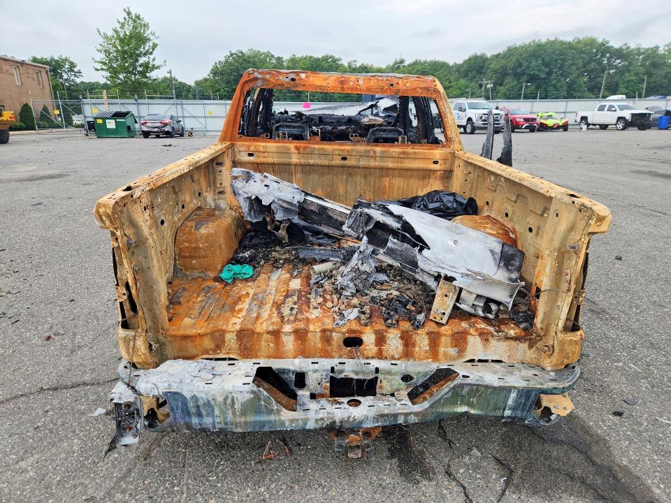 66986746 :رقم المزاد ، 1GTUUDED8TZ169482 vin ، 2026 Gmc Sierra مزاد بيع