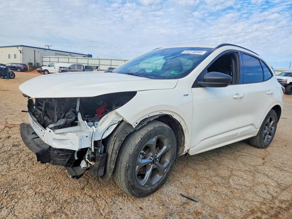2023 Ford Escape მანქანა იყიდება აუქციონზე, vin: 1FMCU9MN3PUA43838, აუქციონის ნომერი: 64375046