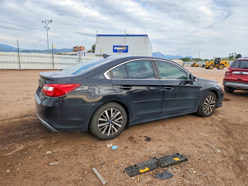 2018 Subaru Legacy მანქანა იყიდება აუქციონზე, vin: 4S3BNAD63J3016711, აუქციონის ნომერი: 64043636