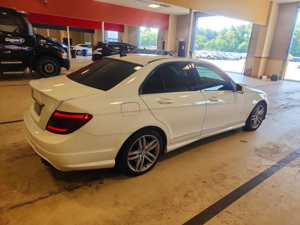 Aukcja sprzedaży 2013 Mercedes-benz C, vin: WDDGF8AB9DG108518, numer aukcji: 65983126