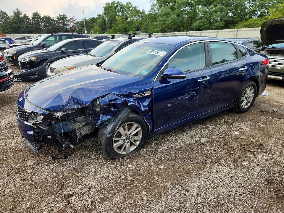 65715296 :رقم المزاد ، 5XXGT4L32HG150026 vin ، 2017 Kia Optima مزاد بيع